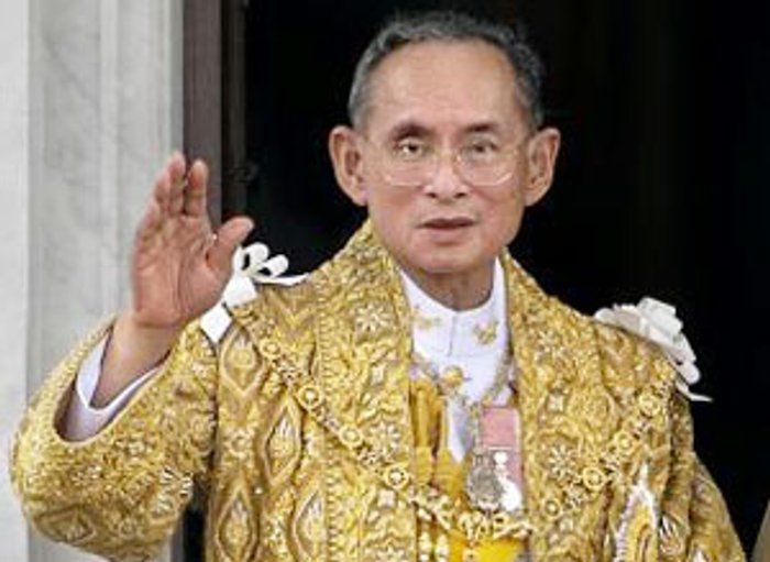 พระราชประวัติในหลวง รัชกาลที่ 9 และพระราชกรณียกิจตลอด 60 ปีที่ทรงครองราชย์
