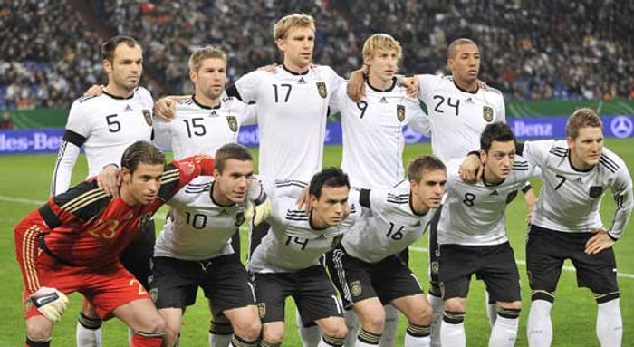 เยอรมันเผย23แข้งตัดเบ็คคนเดียว