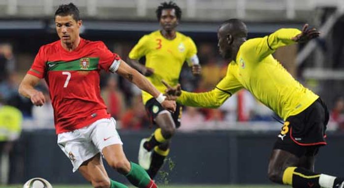 โปรตุเกสอุ่นบอลโลกทุบโมซัมบิก3-0
