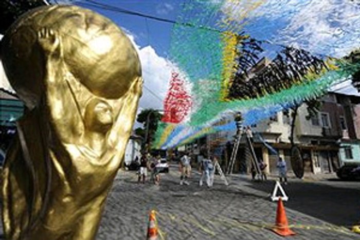 จับตาความอลังการ พิธีเปิดบอลโลก 2010