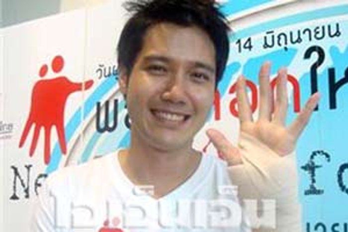 กลมซวย!หินหล่นใส่แขนเอ็น ขาดเย็บ 50 เข็ม