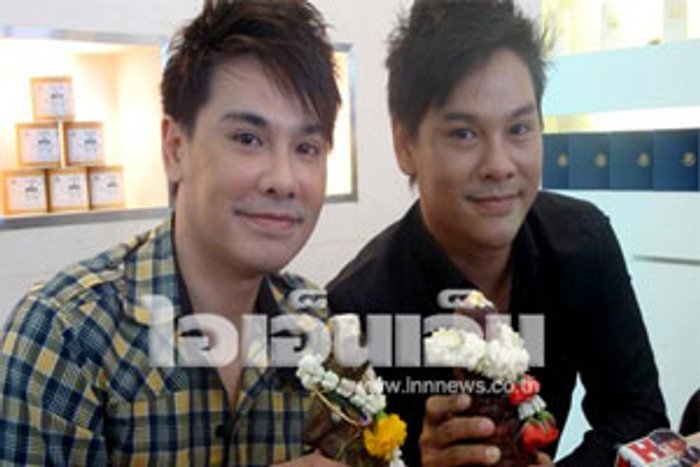 แจ็ค-จิลล์โต้เป็นพ่อค้า กุมารทอง