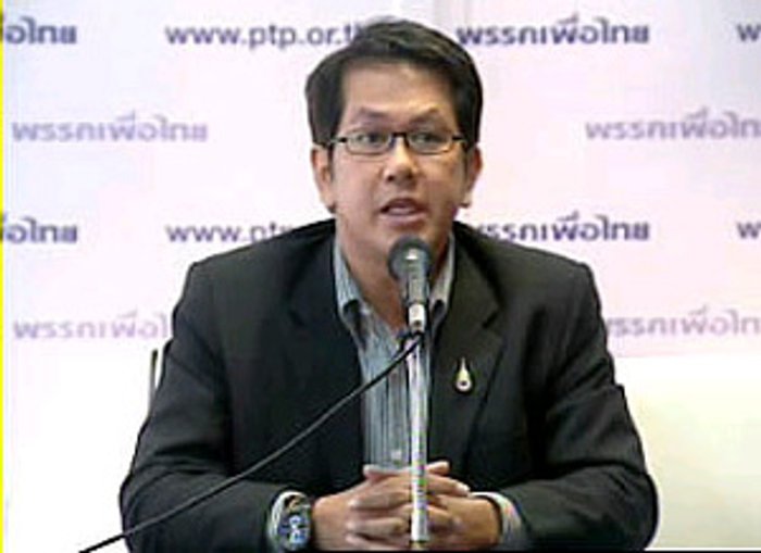 เพื่อไทยอัดนายกฯเล่นลิเกพบสื่อ