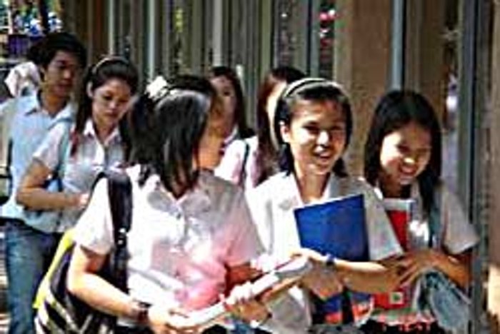 ฮือฮา! 10 มหาวิทยาลัยดังส่อปิดตัว
