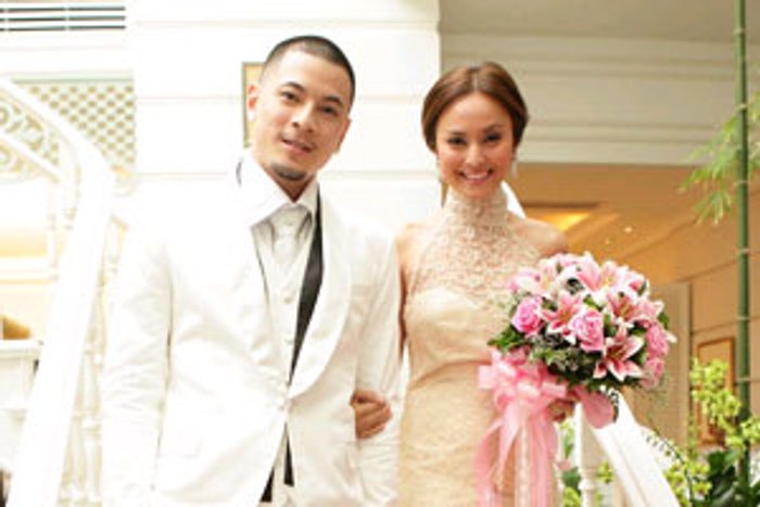 เวย์ จูบ นานา โชว์ฉลองวิวาห์ อุบสินสอด