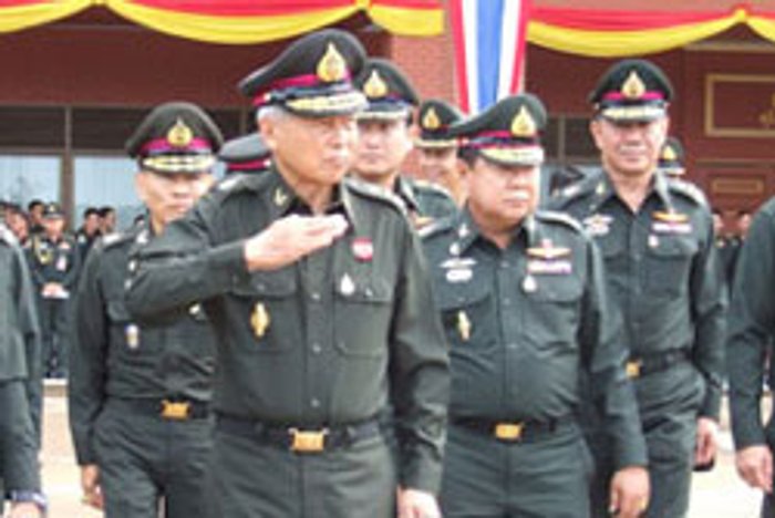 ป๋าเปรม เปิดตัวโชว์สื่อ สยบข่าวลือเสียชีวิต