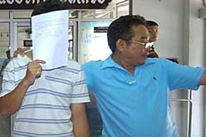 รวบไอ้หื่น! ใช้จู๋ถูก้นสาวบนรถเมล์สาย63