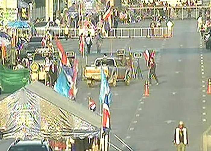 กปปส.แจ้งวัฒนะคึกสมเกียรติรับหวั่นถูกโจมตี