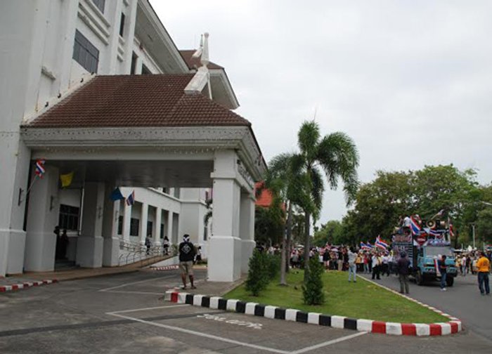 กปปส.สงขลายึดศูนย์ราชการในศาลากลางแล้ว