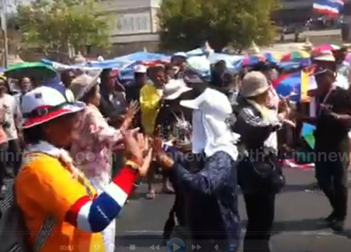 กปปส.อนุสารีย์ชัยฯเริ่มกิจกรรมแฮปปี้ลันช