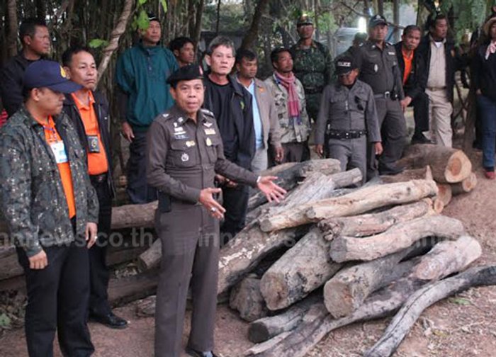 ล้อมป่าภูแลนคาล่าขบวนการตัดไม้พะยูง