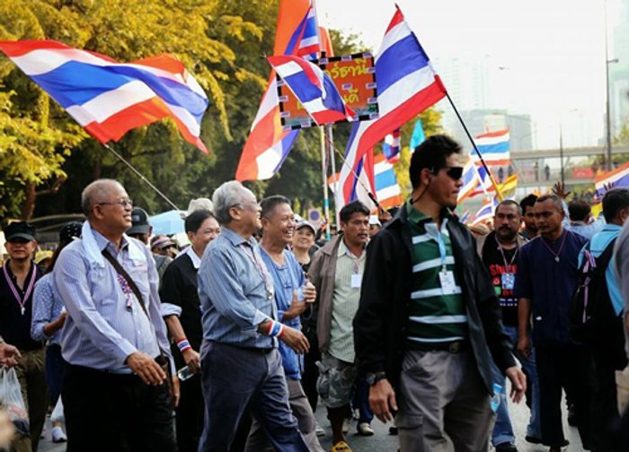 รบ.ฟิลิปปินส์ยกระดับเตือนมาไทย-พร้อมอพยพ
