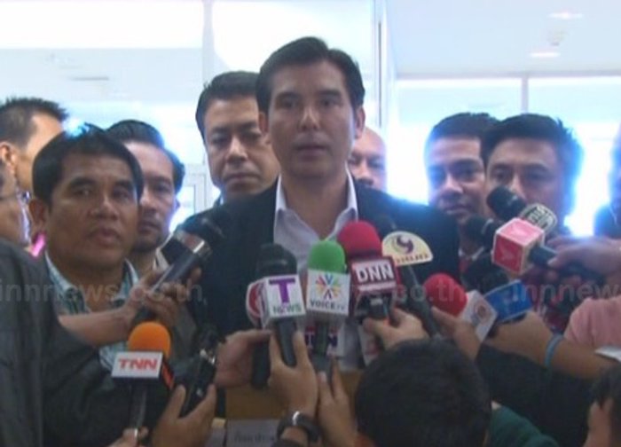 พท.จี้สมชัยนำทีมกกต.ไปเจรจากับสุเทพ