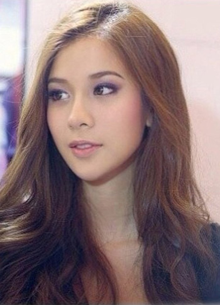 เก้าฮอร์โมนรับภาพควงหนุ่มช็อปปิ้งเป็นแฟน