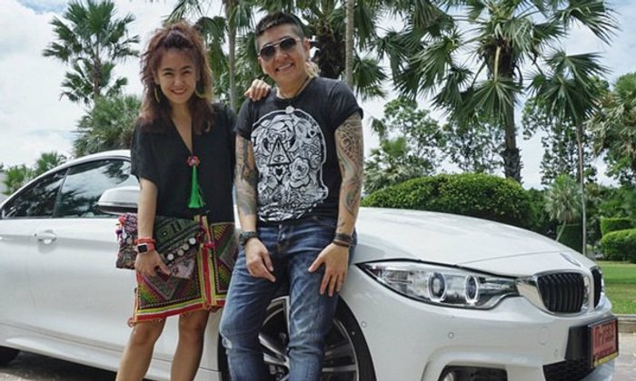 ป๊าต๊อบ ถอยรถหรู BMW ให้ปีใหม่ บอกอยากให้เฉยๆ