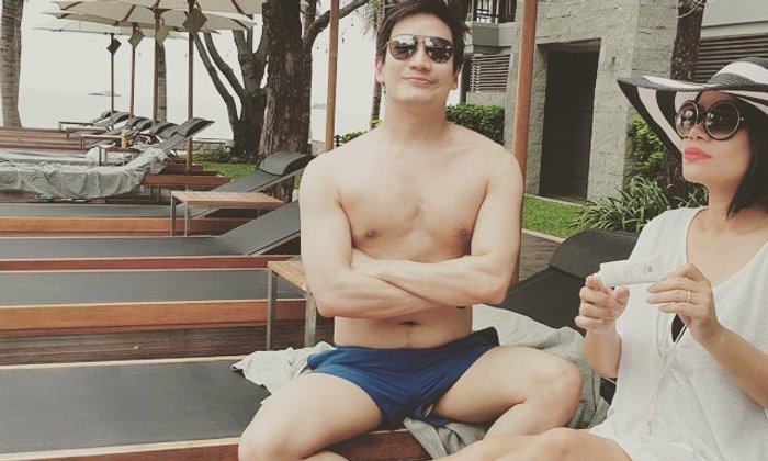 หมอโอ๊คโชว์หุ่นล่ำ ควงโอปอล์เที่ยวทะเลหัวหิน