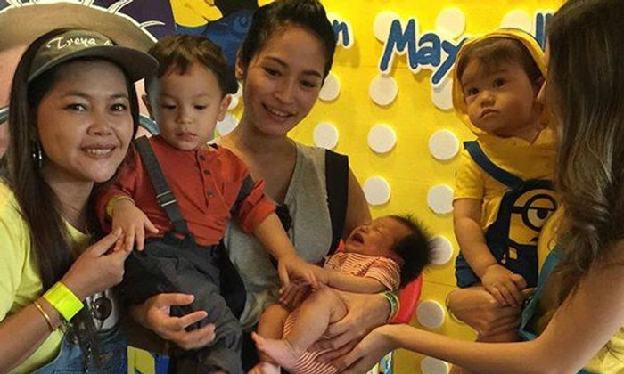 พลอย เมียปีเตอร์ปรากฎตัว กระเตงลูกร่วมงานวันเกิด น้องแม็กซ์เวลล์