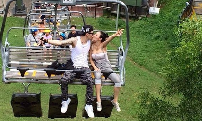ฮาเวิร์ด เอมมี่ โชว์จุ๊บปาก หวานไม่แคร์ความสูง