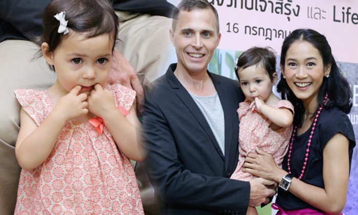 อุ้ม สิริยากร กับ น้องเมตตา ลูกสาวสุุดน่ารักวัย 2 ขวบ