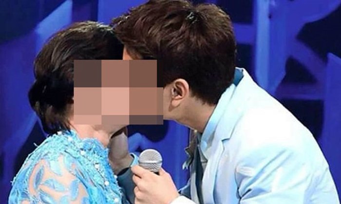 ดราม่า!ภาพ "กัน นภัทร" จุ๊บปากแม่ โดนวิจารณ์ไม่เหมาะสม