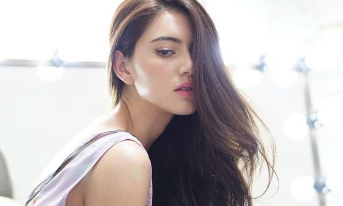 อยู่หรือไป! "ใหม่ ดาวิกา" เตรียมซบวิกสามตามรอยรุ่นพี่