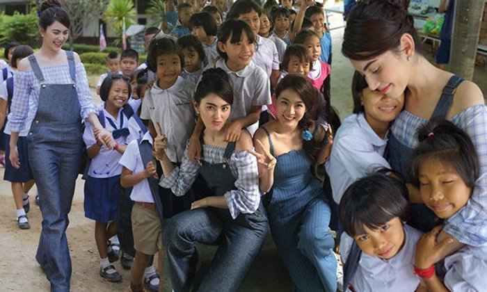 โมเม้นท์นางฟ้า ใหม่ ดาวิกา ยกแก๊งบริจาคเงินหลายแสน