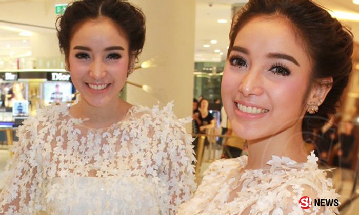 แพท ณปภา อ้อนวอนผู้ใหญ่..ทำงานต่างค่ายหาเงินเลี้ยงแม่