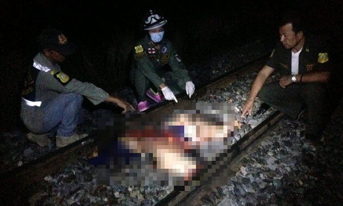 สาวใหญ่ฆ่าตัวตายครั้งที่ 13 เดินให้รถไฟทับดับสยอง
