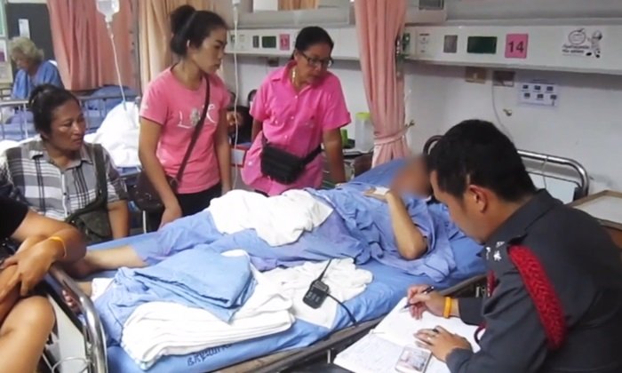 ลูกทรพีผลักแม่ล้มคว้ามีดจะแทง ฉุนถูกสั่งเอาผ้าไปซัก