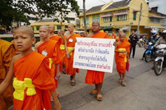 พระเณรวัดโสธรโวยงดเบิกจ่ายเงินบัญชีวัด