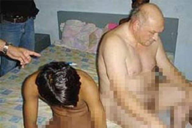 ศาลสหรัฐฯ จำคุก19ปี เฒ่าวัย 60 ตุ๋ยเด็กไทย
