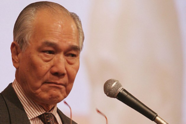 อานันท์ เชื่อปัญหาไทย-กัมพูชาจะคลี่คลายในอีกไม่นาน