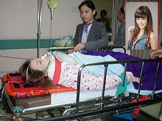 เอมี่ ดีขึ้นสมองบวมน้อยลง เพื่อนนักแสดงเยี่ยมให้กำลังใจ