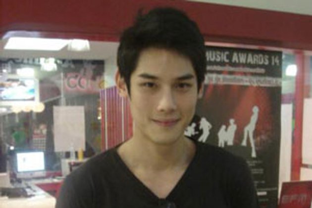 กันต์ ดังแล้วฉาว ลืออัพดั้ง &ขาวีน
