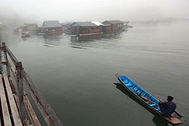 เหนือหนาว-ใต้ฝนตกหนัก
