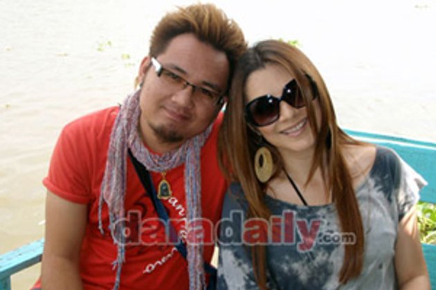 พาเมล่าสลัดทิ้งแฟนทอม มีรูปหลุดสนิทแน่นชายหนุ่มรุ่นใหญ่