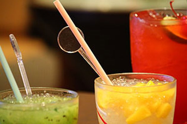 ร้องออกมาตรการคุมร้านเหล้ารอบสถานศึกษา