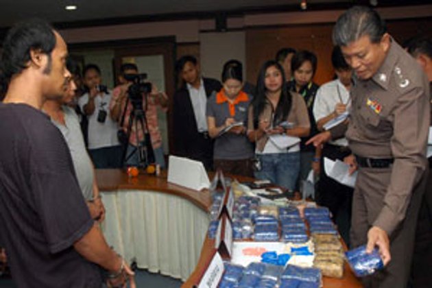 สืบภาค1จับเอเย่นต์ยาของกลางอื้อ