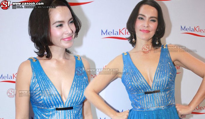 จัดให้!! มาช่า แหวกอกออกงาน