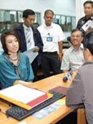 เบลล์ ไชน่าดอลล์ แจ้งจับเพื่อนขโมยบัตรรูดสูญเงิน 6 แสน