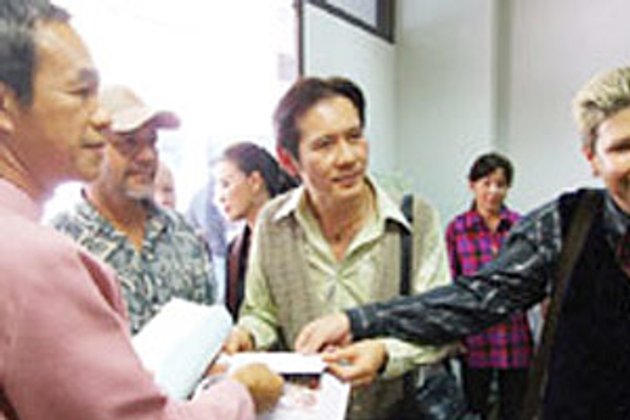 เกย์นที ค้านพาเหรดเกย์เชียงใหม่