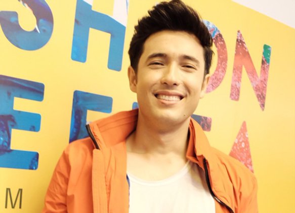 แอนดริวฟุ้งงานรุมถ่อมตัวกลับมาทวงบังลังก์