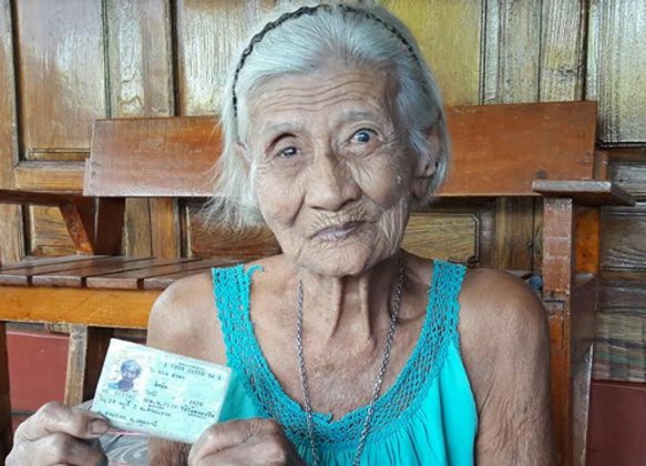 ยายวัย89ปีเคยลงแข่งเรือพาย-ร.8ร.9.ทอดพระเนตร