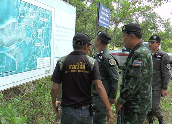 เศรษฐีนีระนองปักเสาเขตรุกพื้นที่ป่าชายเลน
