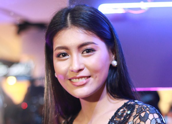 อ้อม กานต์พิศชาปัดกิ๊กโตโน่แจงมีผู้จัดการเดียวกัน