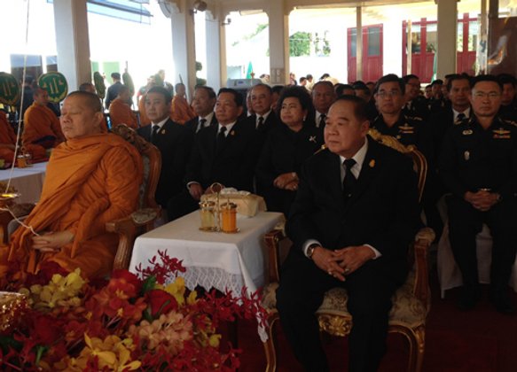 ประวิตรปธ.งานครบ235ปีวันสถาปนาองค์พระหลักเมือง