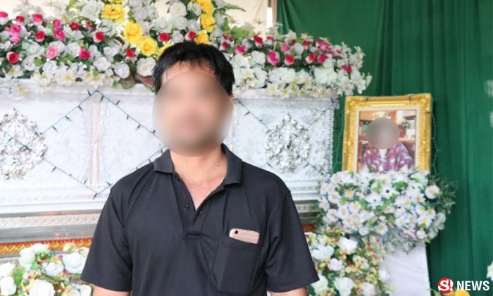 ลูก 7 ขวบบอกพ่อ เห็นผอ.เดินตามไป ก่อนแม่ถูกฆ่าทุบหัว