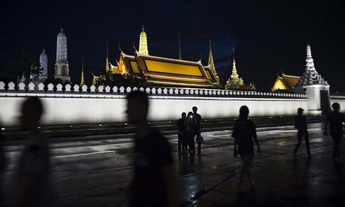 หมายกำหนดการพระราชพิธีทรงบำเพ็ญพระราชกุศลครบรอบ 1 ปี วันสวรรคต ในหลวง ร.9