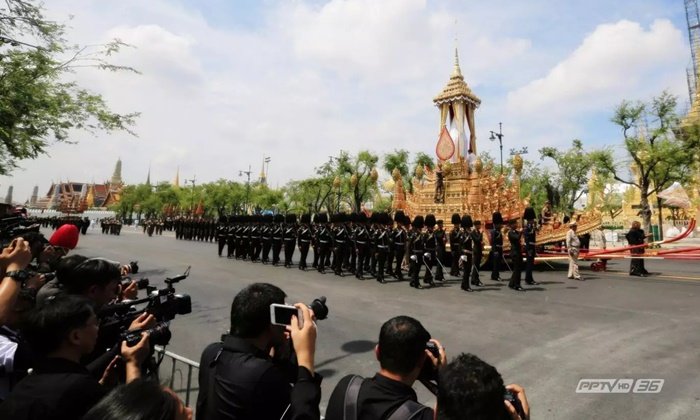 ไม่อนุญาตสื่อฯ ไลฟ์สดเฟซบุ๊ก ช่วงพระราชพิธี ปชช.ยังถ่ายได้