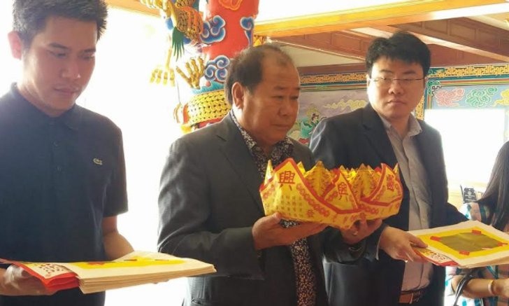 อดีตรัฐมนตรีถูกหวย 12 ล้าน แก้บนศาลเจ้า พร้อมเผยเคล็ดลับโชคดี